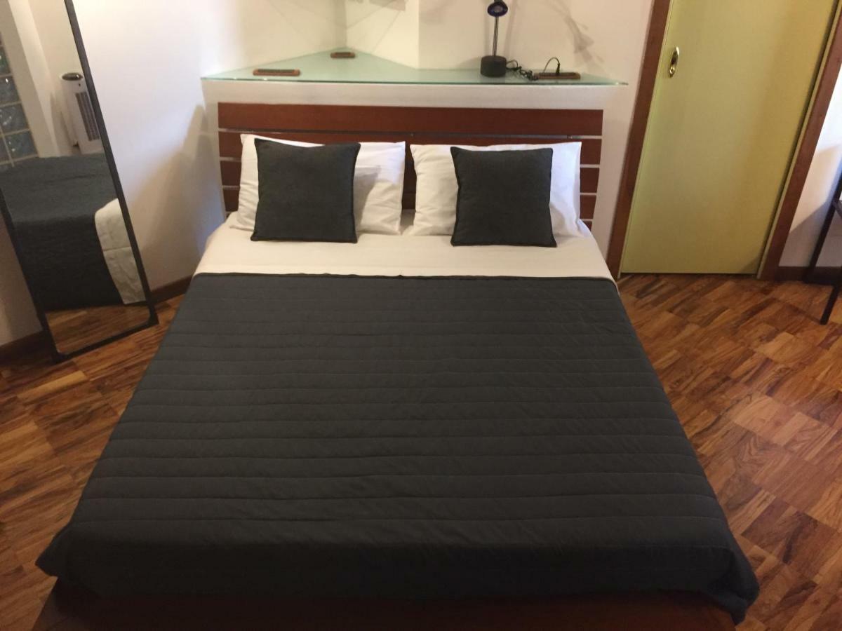 B&B Treviglio Bagian luar foto